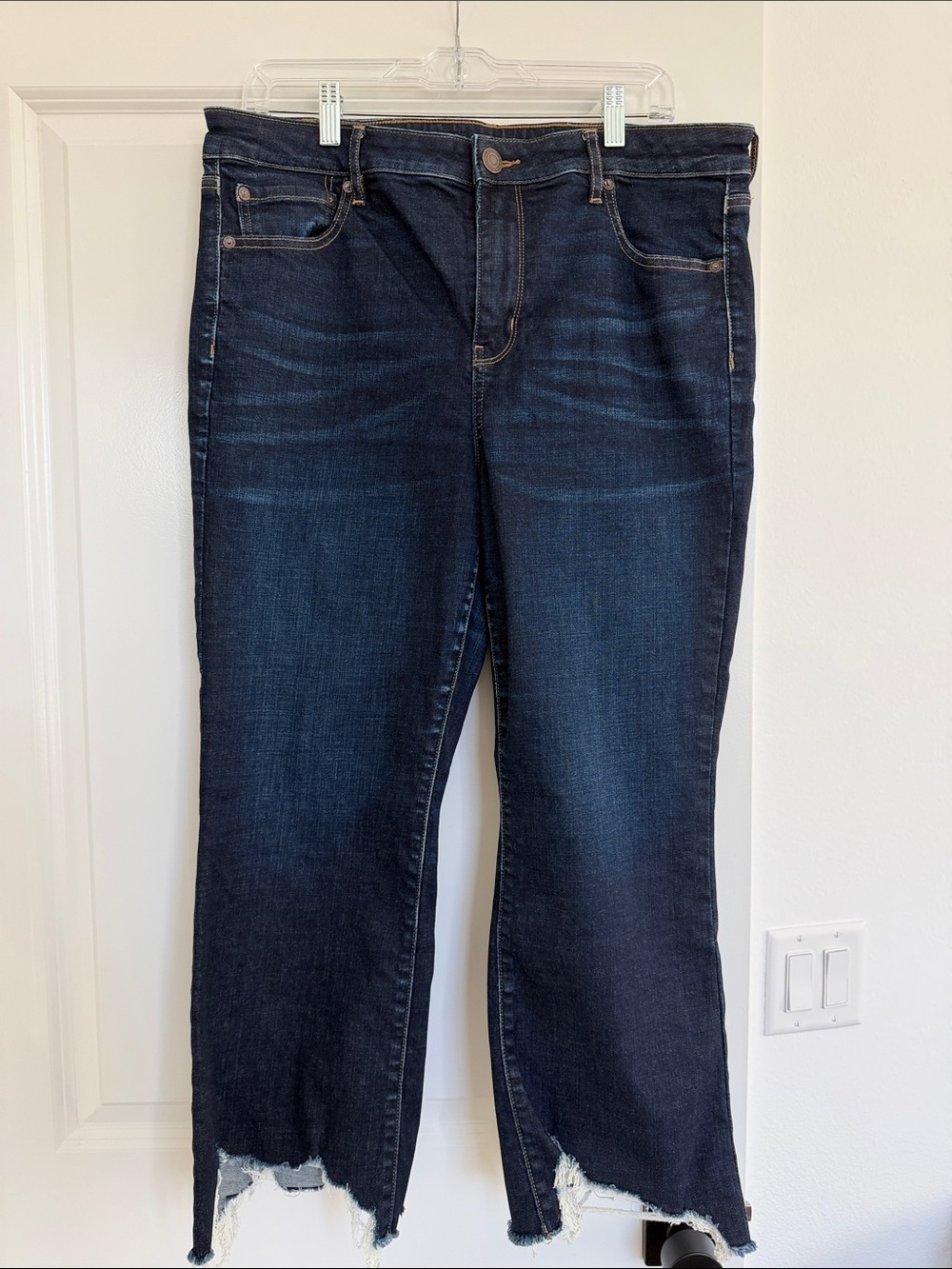 American Eagle Outfitters Dark Indigo Cropped Straight Jeans with Frayed Hem